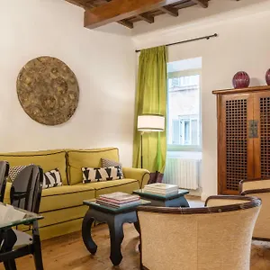 https://residenza-clodio-spanish-steps.it-romehotels.com